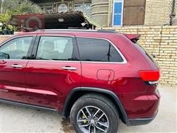 جیپ گراند شیرۆکی